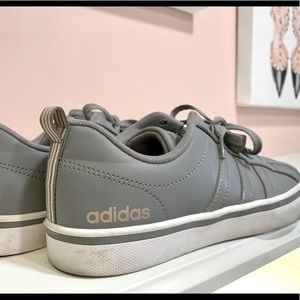Adidas women 3 strip, grand court sneaker, gray, size 6.5, soft feel